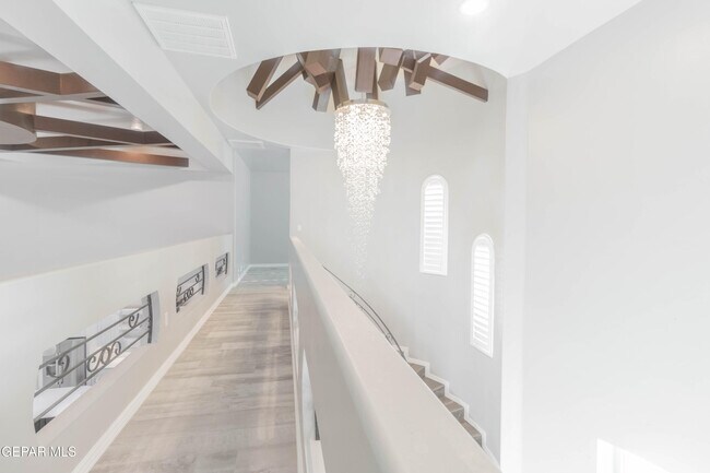 Building Photo - 864 Lemington St