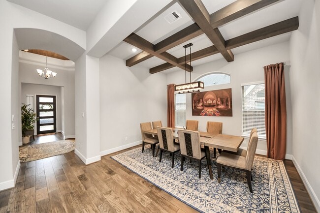 Building Photo - 23606 Verge Sims Dr