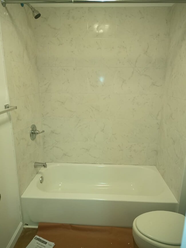 Building Photo - 1115 Dudley Ave