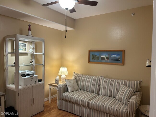 Building Photo - 1390 Tiffany Ln