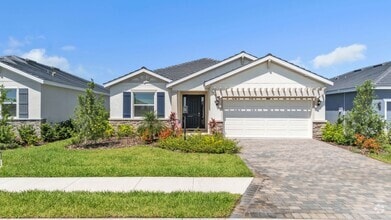Building Photo - 3 Bedroom Villa - Star Farms