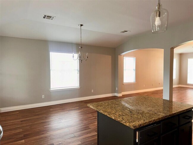 Building Photo - 3360 Cantera Way