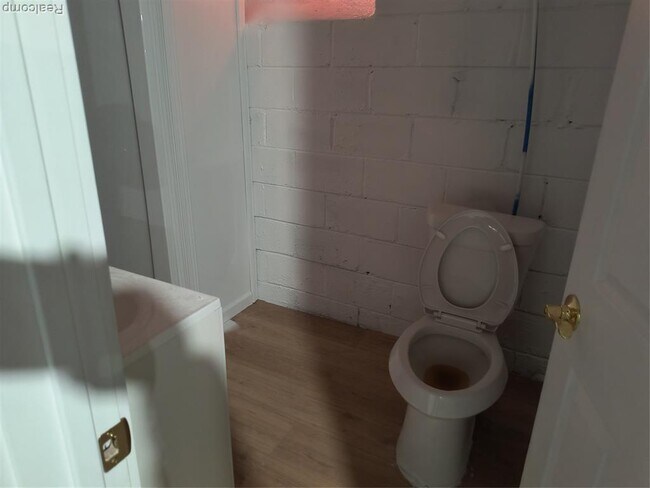 Building Photo - 19650 Buffalo St