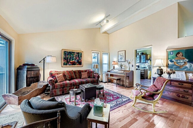 Building Photo - 3200 Arnett St