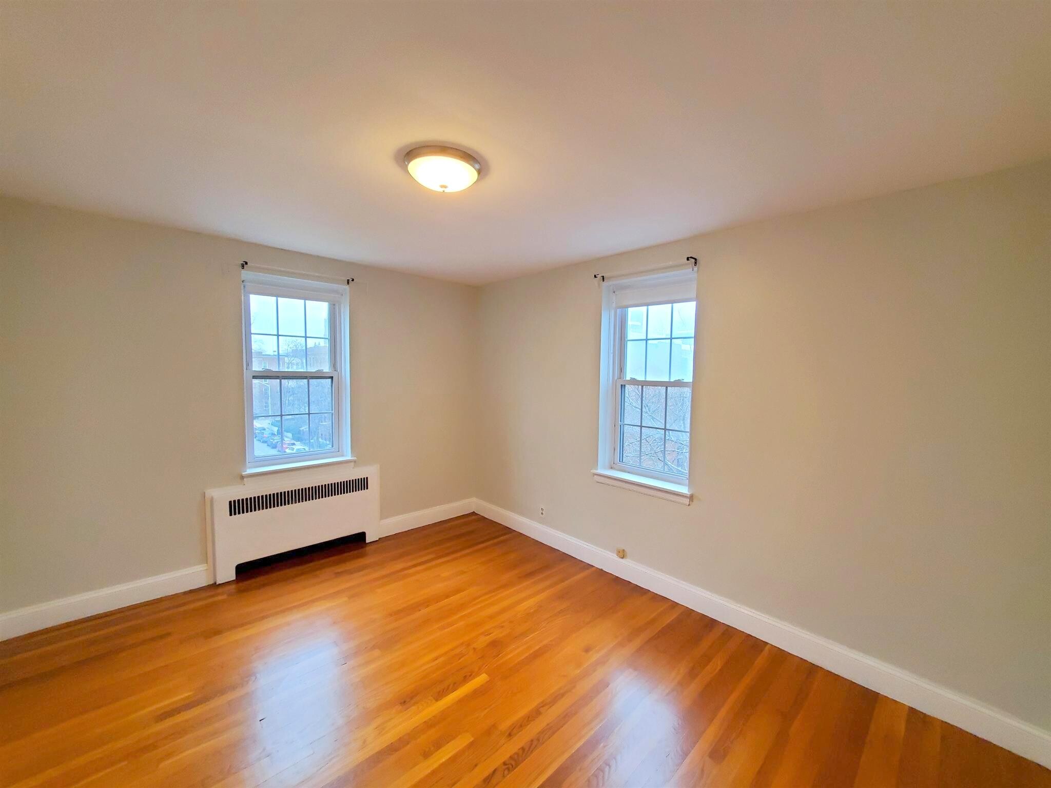 Building Photo - 16 Ware St