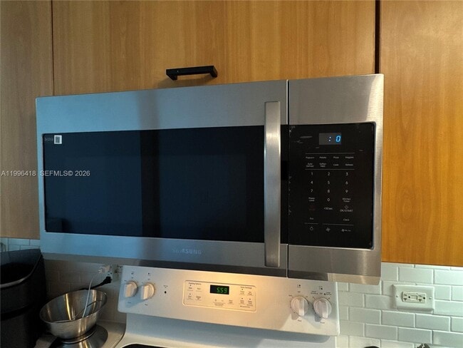 Building Photo - 7501 E Treasure Dr