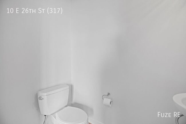 Building Photo - 10 E 26th St