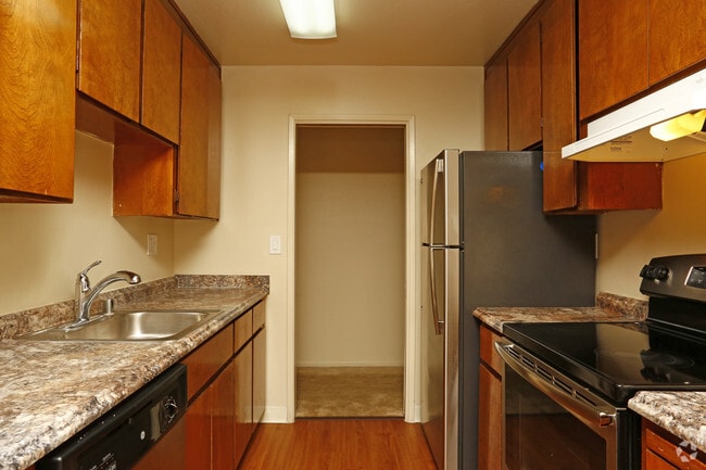 Interior Photo - McClellan Terrace