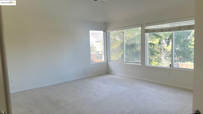 Building Photo - 4537 Pronghorn Way
