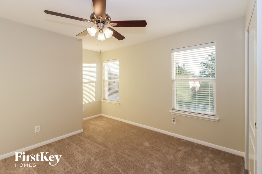 Building Photo - 1315 Lucas St