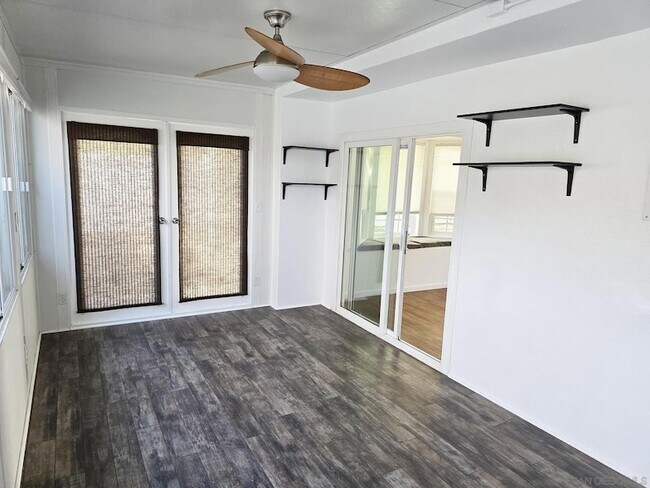 Building Photo - 2230 Ledgeview Ln