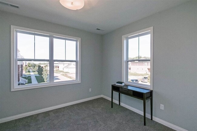 Building Photo - 2170 Willenbrock Cir