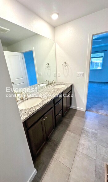 Building Photo - 17490 E 95th Pl