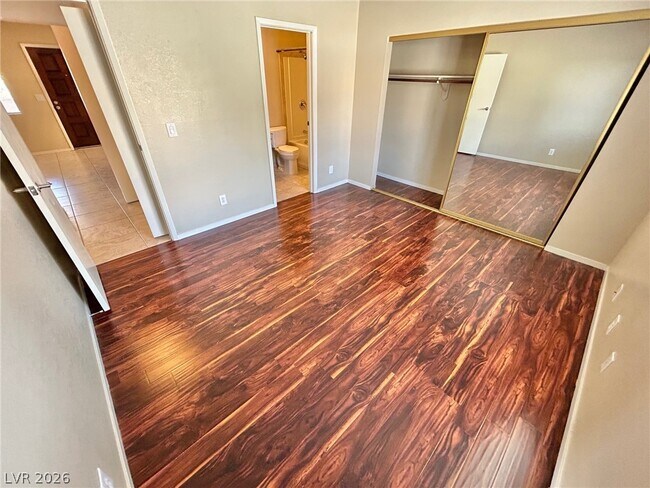 Building Photo - 749 Rock Springs Dr