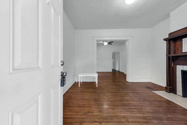 Building Photo - 2204-2206-2206 N 4th St