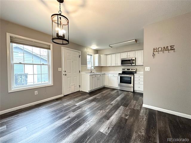 Building Photo - 1464 Stuart St