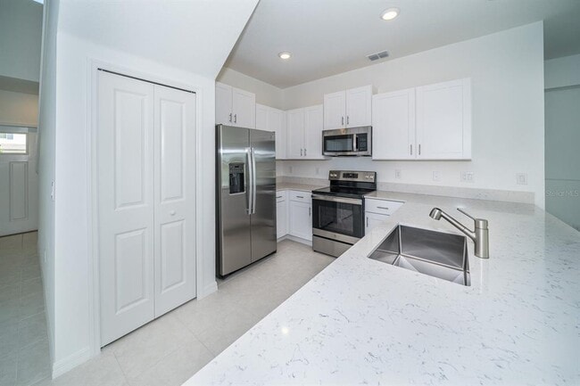 Building Photo - 32134 Powderpuff Mimosa Dr