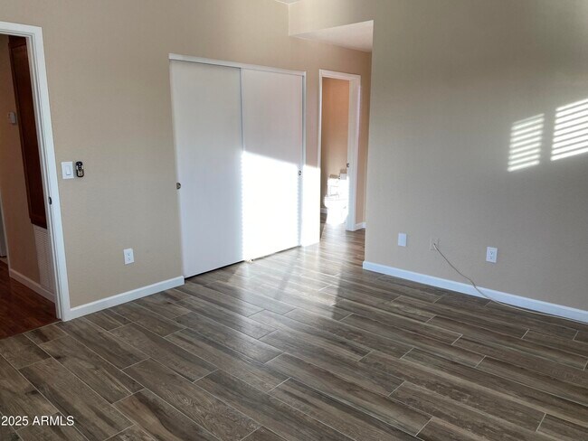 Building Photo - 9205 N 59th Ave