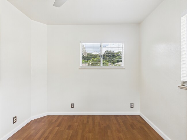 Building Photo - 95-1063-1063 Wikao St
