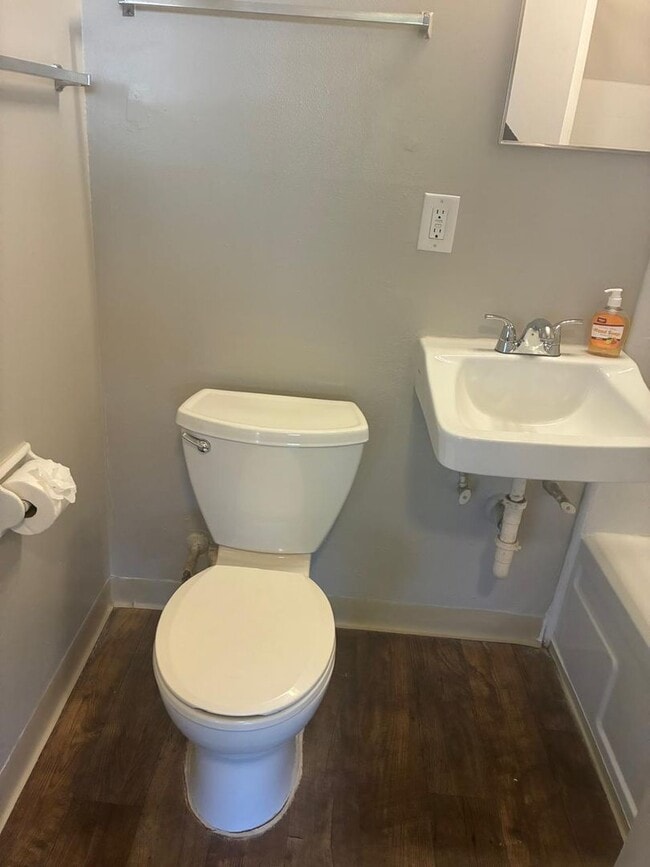 Interior Photo - Parkwood Square Apartments