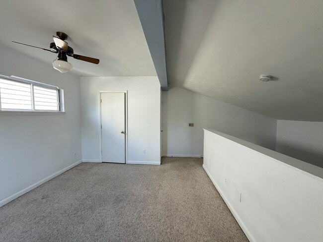 Building Photo - 509 Sunrise Dr