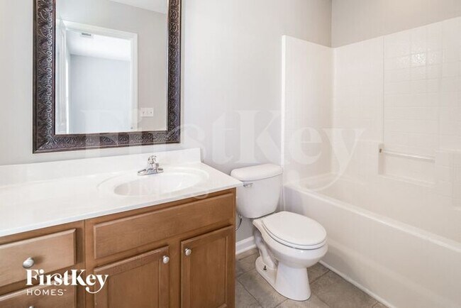 Building Photo - 429 Verbena Ave