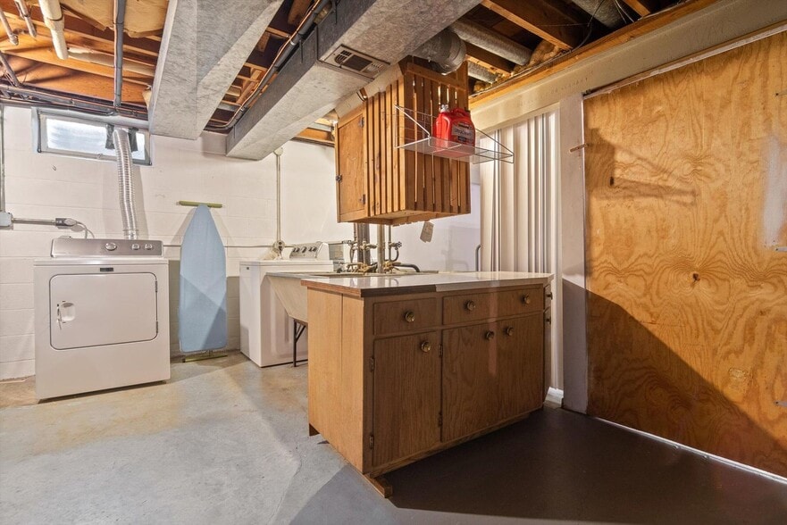 Basement - 1651 N 116th St