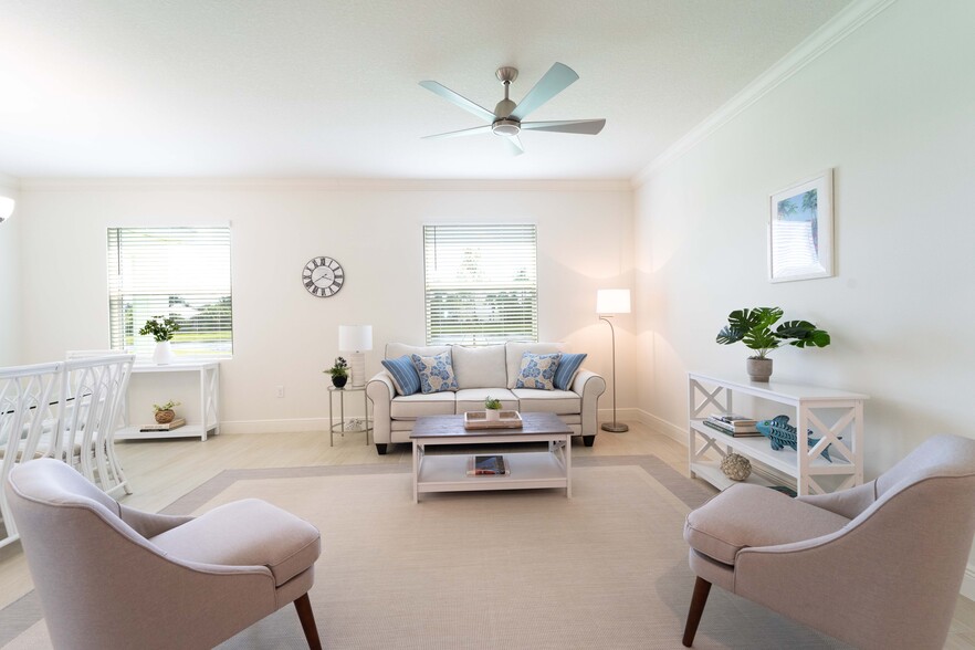 Livingroom/Dining Area - 2882 Saint Barts Sq