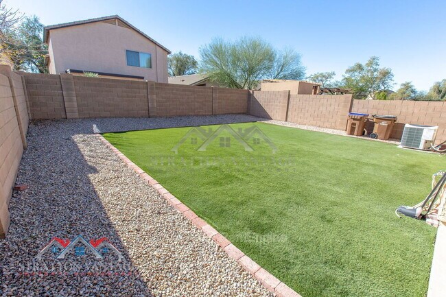 Building Photo - 4149 E Azurite Rd