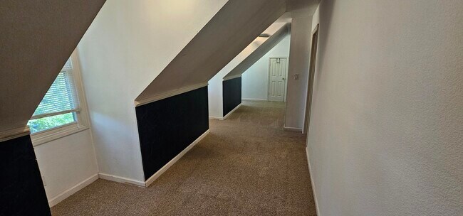 Building Photo - 812 Cape Cod Ct