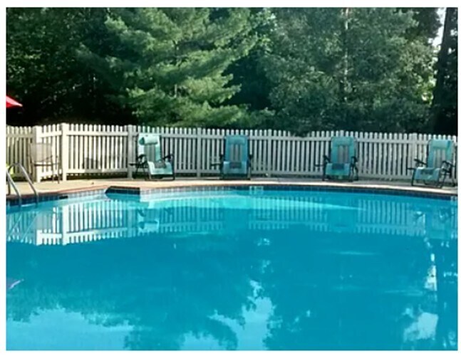 Community Pool - 603 Poplar Ct