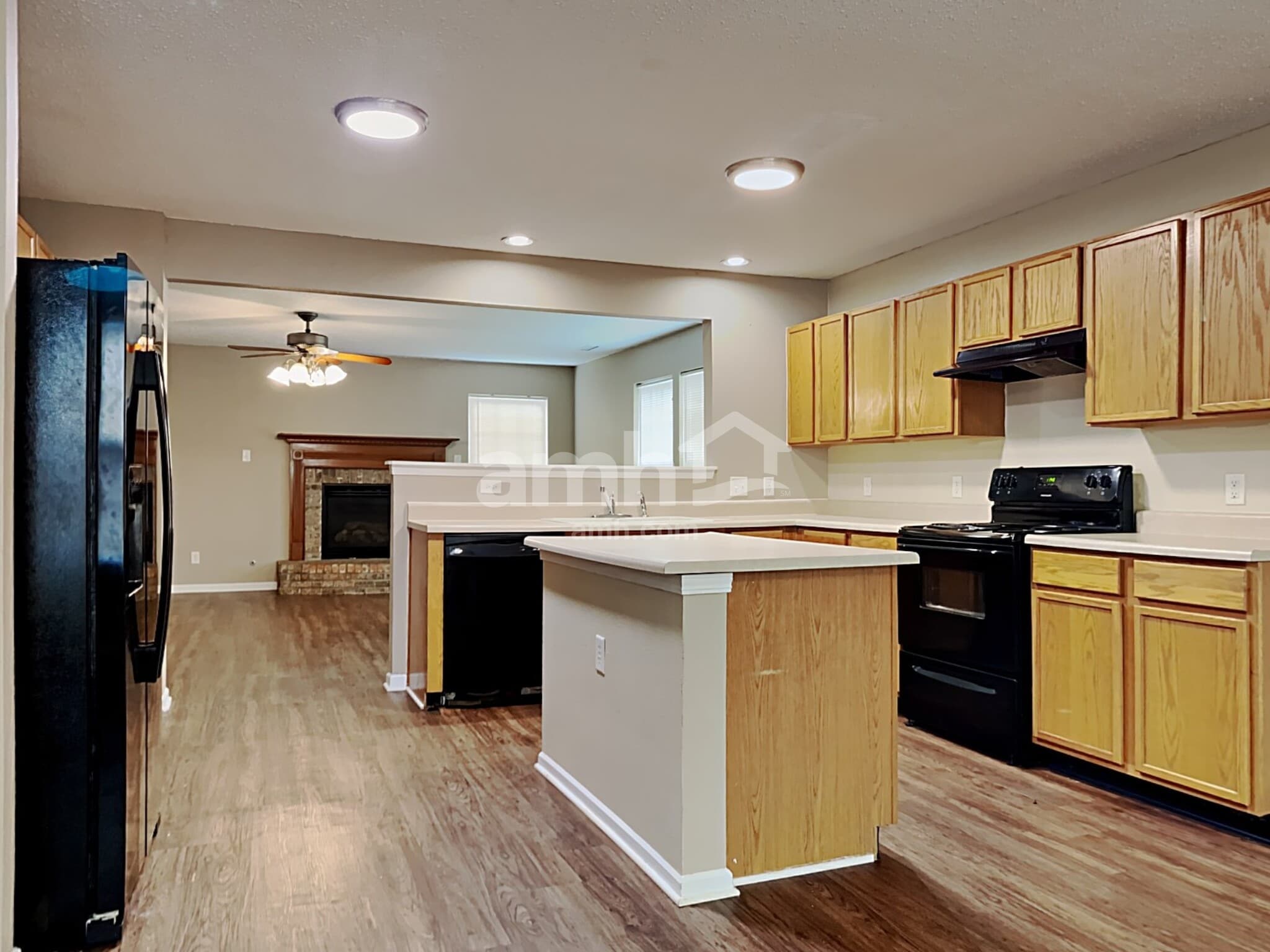 Building Photo - 5601 Skipping Stone Dr