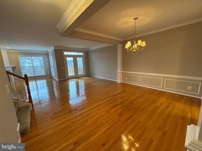 Building Photo - 45776 Mountain Pine Square