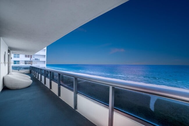 Building Photo - 5801 Collins Ave