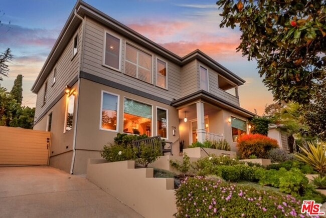 Building Photo - 2319 Bagley Ave