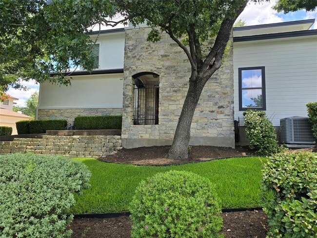 Building Photo - 10703 Misting Falls Trail