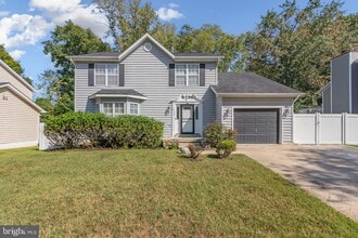 Building Photo - 3107 Ladova Way