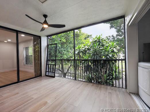 Building Photo - 4519 Carambola Cir S