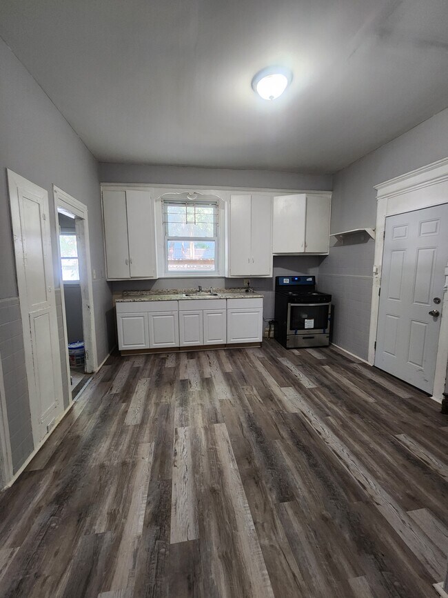 58 Hillside Ave 58 Hillside Ave Newark NJ 07108 Apartment Finder