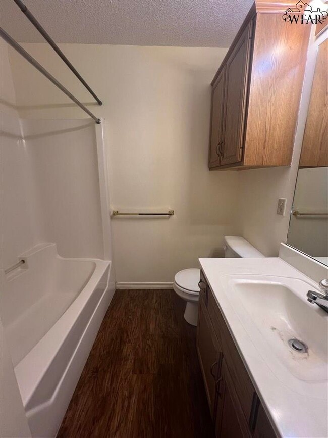 Building Photo - 4705 Eldorado Dr