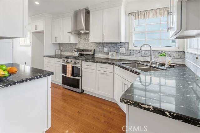 Building Photo - 22618 Elm Ave