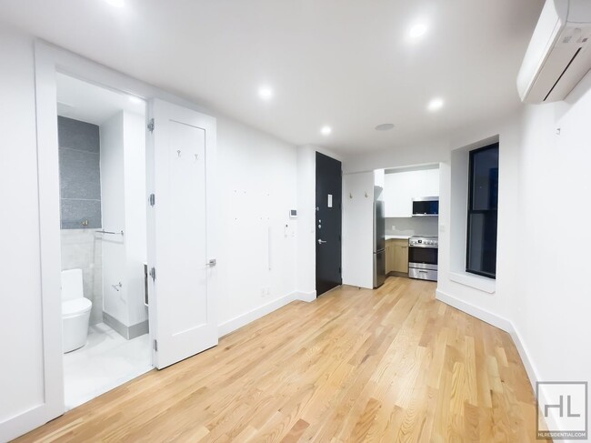 Primary Photo - EAST 93 STREET / Upper East Side / Renovat...