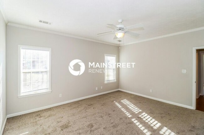 Building Photo - 5 Bedroom Pet-Friendly Home in CORDOVA, TN with Main Street Renewal