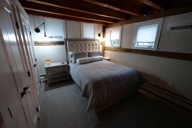 Building Photo - 23 Winter St