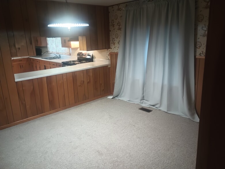 Full of sunshine when drapes pulled back - 1039 Old State Highway 8