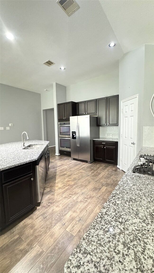 Building Photo - 24023 Buffalo Cove Ln