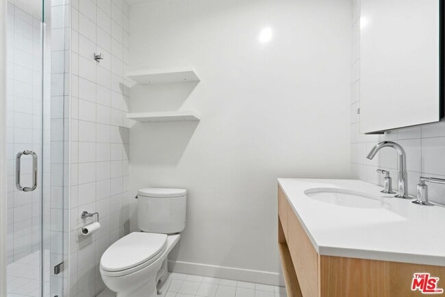 Building Photo - 612 Huntley Dr