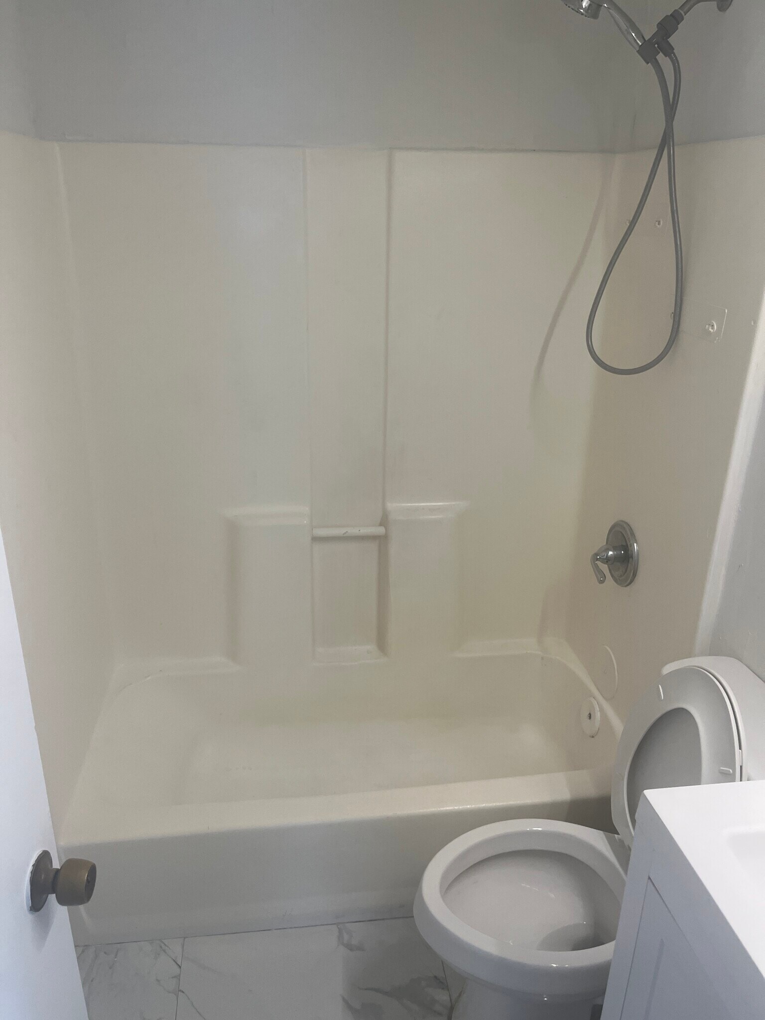 Building Photo - 412 NW 23rd Ct