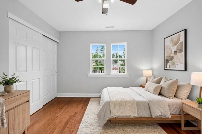 Building Photo - 4007 Jockey Club Circle