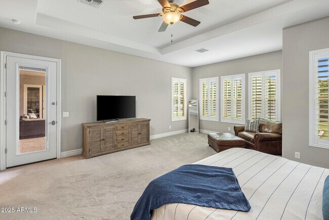 Building Photo - 2051 E Aris Dr